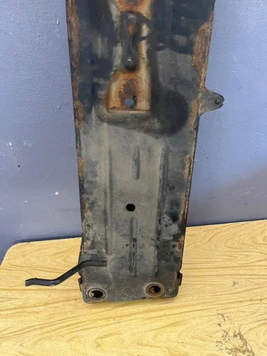 Suzuki OEM CAR7749 Getriebeunterdeckel - Gebraucht image 3