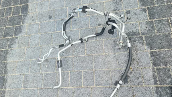 OEM 547238388 Lignes AC pour Land Rover Velar F-Pace image 2