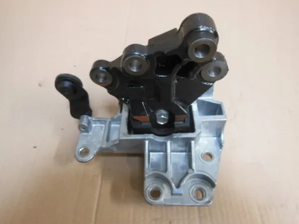 Vaihteiston kiinnike Nissan X-Trail T-32 image 3