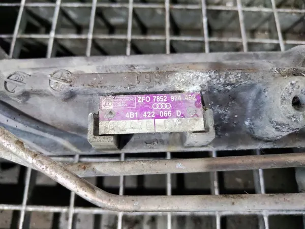 Audi A6 S6 C5 2000 Caixa de Direção image 2