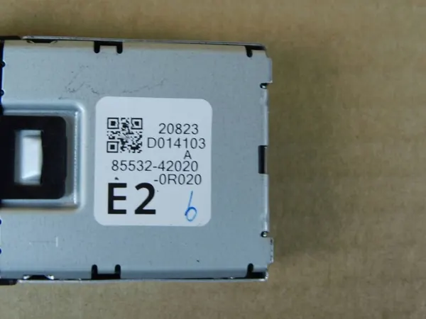 Port USB OEM 855320R020 pour Toyota RAV4 image 3