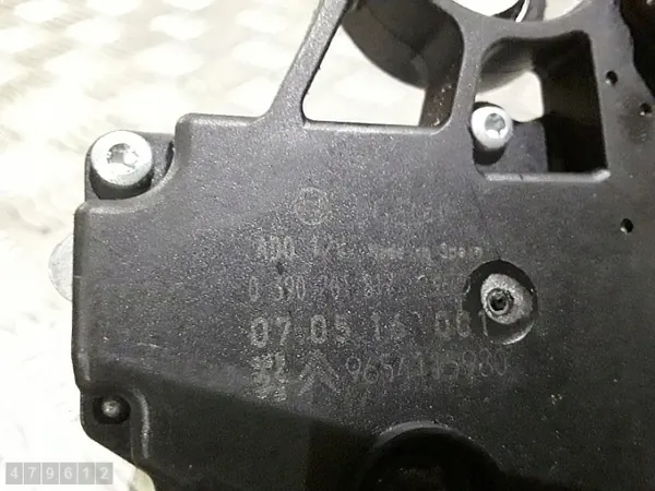 Moteur d'essuie-glace Citroen C4 Grand Picasso OEM 0390201817 image 3