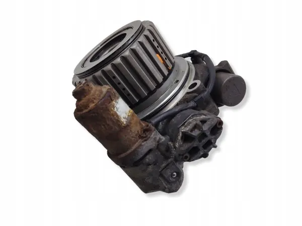OEM 014598329 Taka-akselin tasauspyörästö VW Passat B7 image 10