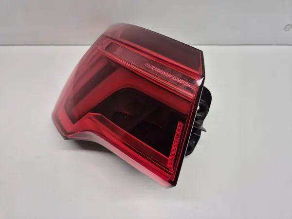 AUDI Q3 II Lámpara Trasera Izquierda LED Original 2018- image 2