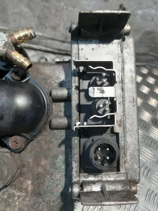 WABCO EBS Modulator Styrenhet 4801030110 image 4