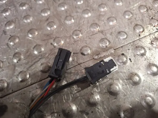 Oikea Ulkoinen Peili 7 Pin Fiat 500X 13- OEM 735603594 image 8