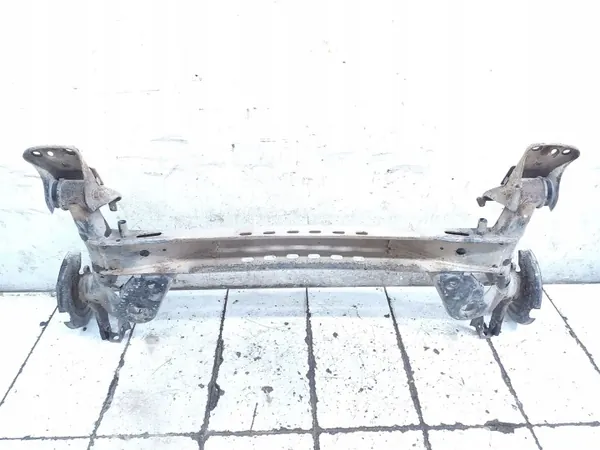 Skoda Octavia Mk3 achterbalk OEM ARA338632 image 4