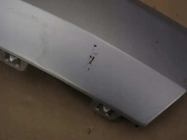 OEM 8200665834 Vänster Framstötfångarstrimma Renault Modus image 10
