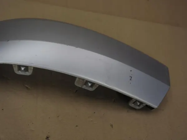 OEM 8200665834 Vänster Framstötfångarstrimma Renault Modus image 3