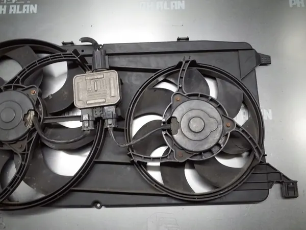 FORD TRANSIT MK7 06-13 2.2 TDCI Kylarrubrik Fläkt OEM image 3