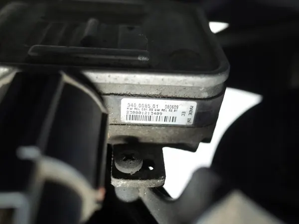 FORD TRANSIT MK7 06-13 2.2 TDCI Kylarrubrik Fläkt OEM image 7