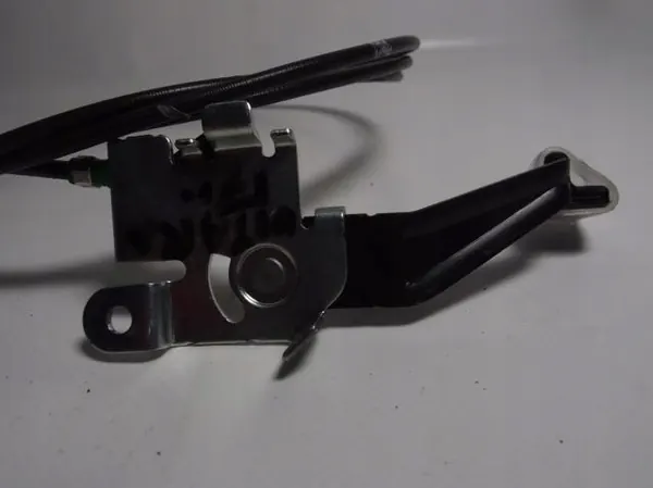 Bränslefyllningslucka OEM 234567854 för Suzuki Vitara III image 4