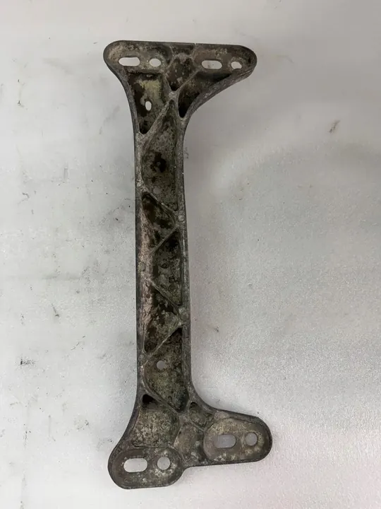 BMW E36 Vaihteiston tuki 1136498 OE image 4