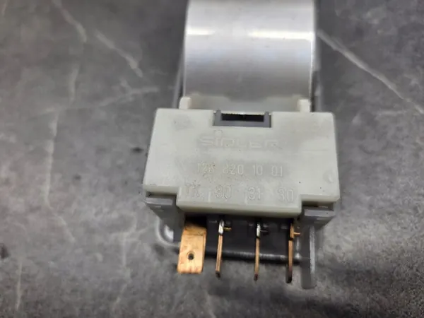 Mercedes-jarrupalat etu OEM 1268201001 image 8