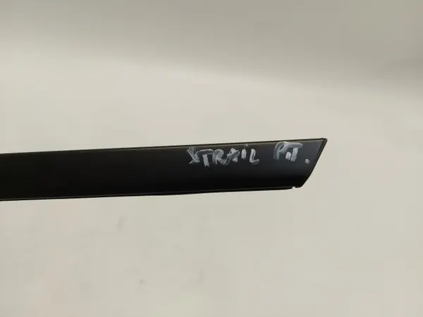 Nissan X-TRAIL T33 Raamafstrijker achter rechts OEM NISXTRLis00809 image 3