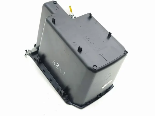 Seat Leon IV 2021 middenconsole doos OEM 5FA858329 image 10