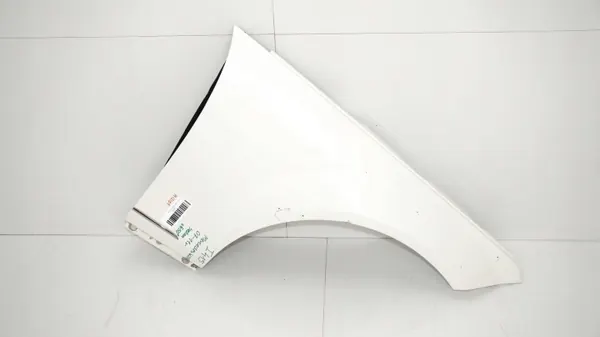 Guardabarros delantero derecho OEM 360175900 Mercedes W204 image 2