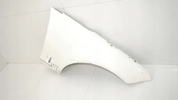 Guardabarros delantero derecho OEM 360175900 Mercedes W204 image 3