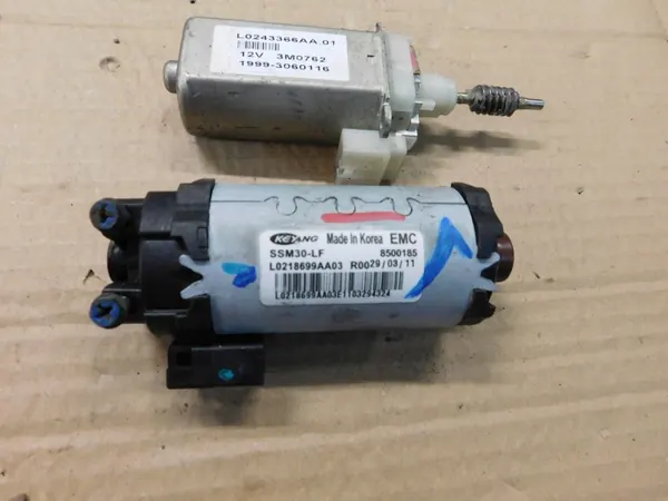 Motor ajuste asiento Dodge OEM L0243366AA L0218699AA image 3
