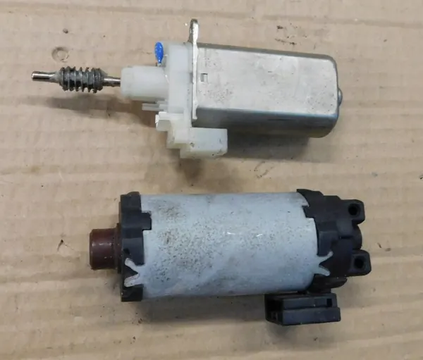 Motor ajuste asiento Dodge OEM L0243366AA L0218699AA image 4