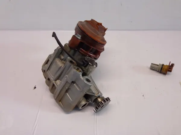 Nissan oliepomp OEM 2821800600 voor Qashqai II 1.3 DIG-T image 4