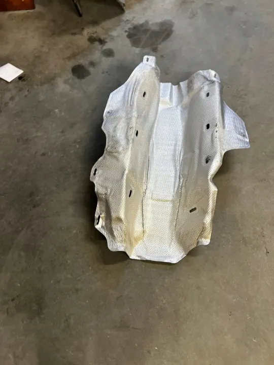 OEM LX6B-11448-BD Underrede värmesköld Ford Kuga image 4