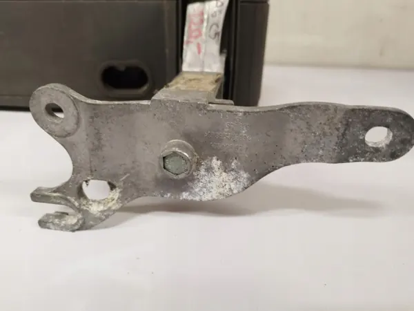 Audi A6 C5 Käsinoja OEM 4B0864245M - Käytetty image 10
