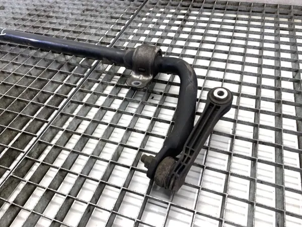 OEM 8074131 Taka stabilointitanko BMW G30 Sedanille image 3