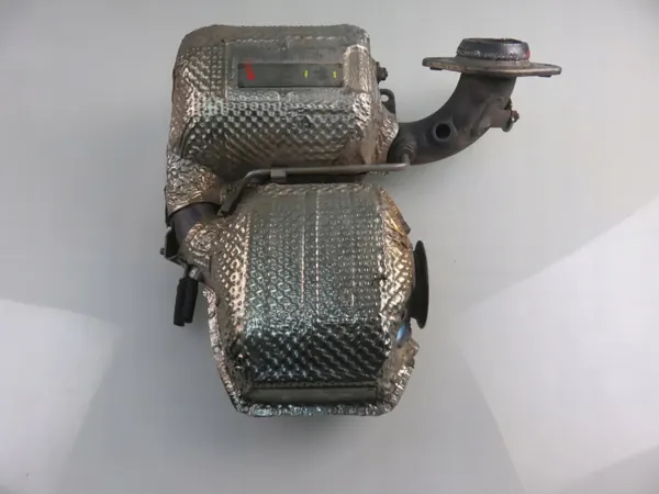 Gebruikte DPF-katalysator OEM 82209087 voor Toyota Avensis/Auris image 3