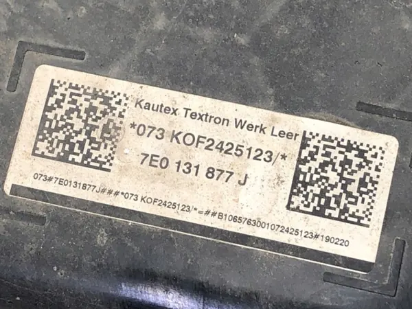 OEM 7E0131877J SCR-säiliö VW Transporter T6 2.0:lle image 5