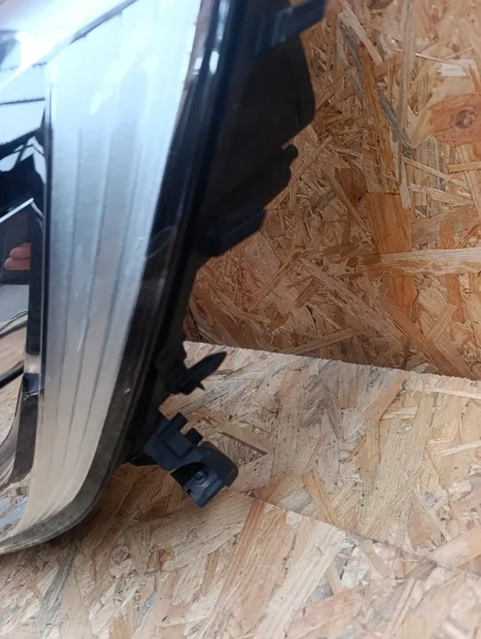 Farol esquerdo Renault Megane IV 2016- MKH678 image 4