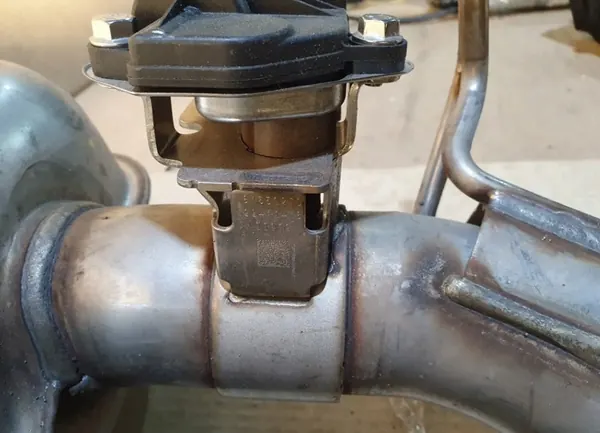 Silencieux d'échappement BMW F80 M3 F82 F83 M4 OEM image 7