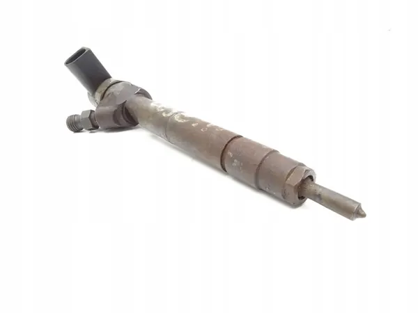 Inyector A6110700587 Mercedes 2.2 CDI Sprinter image 4