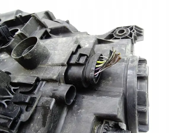 Farol Dianteiro Direito Audi A3 8V Usado OEM 8V0941006F image 10