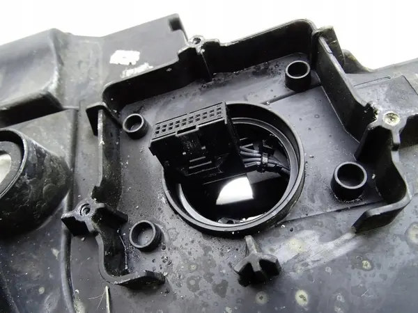 Farol Dianteiro Direito Audi A3 8V Usado OEM 8V0941006F image 9