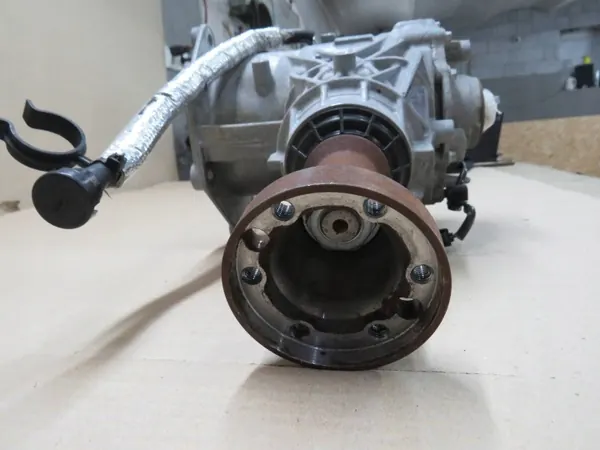 Redutor de caixa Ford OEM EJ5P7L486JB - Usado image 8