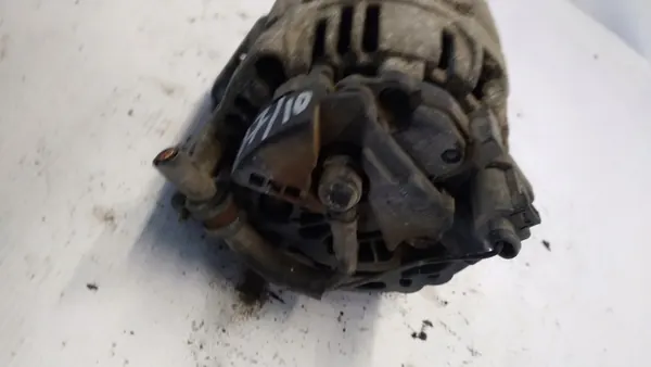 SKODA OCTAVIA I 1.6 Vaihtovirtageneraattori 037903025E image 3