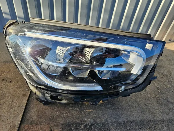 MERCEDES GLC W253 LIFT 19- RECHTS VOOR FULL LED A2539068201 image 2