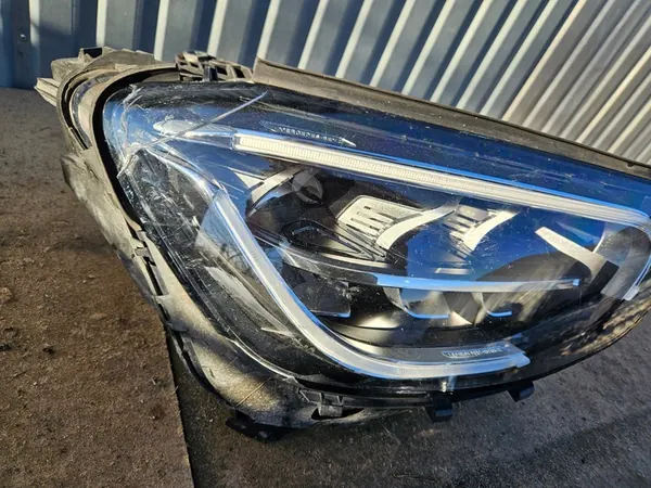 MERCEDES GLC W253 LIFT 19- RECHTS VOOR FULL LED A2539068201 image 6