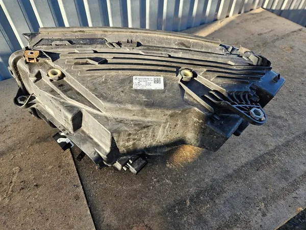 MERCEDES GLC W253 LIFT 19- RECHTS VOOR FULL LED A2539068201 image 9