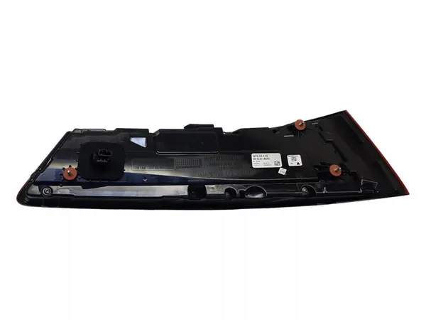 AUDI Q7 SQ7 Luz Trasera Derecha 4M0945094E image 2