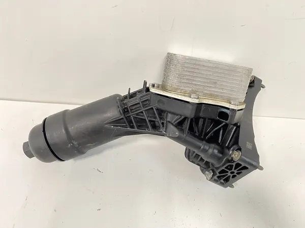 Oljefilterbas BMW G11 G12 X3 G01 X4 G02 Z4 G29 image 2