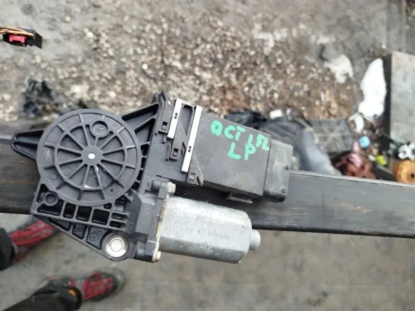 Skoda OE 104411-302 Gebruikt raammodule image 2