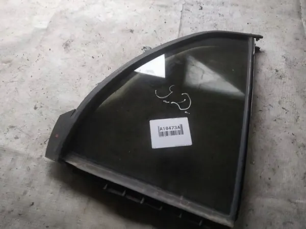 Toyota Yaris takaoikea ovenlukko OEM as2 image 2