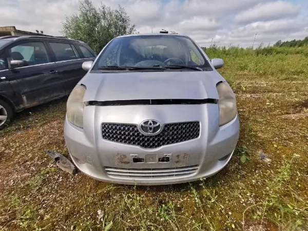 Toyota Yaris takaoikea ovenlukko OEM as2 image 5