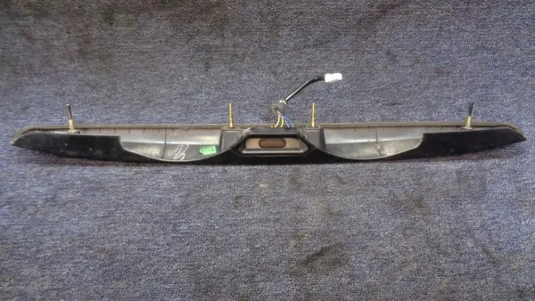 Suzuki SX4 06-09 Bagageluckstrim OEM 83941-79J10 image 8