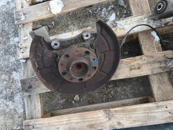 Alfa Romeo 159 Roulement de moyeu arrière droit OEM 50704934 image 2