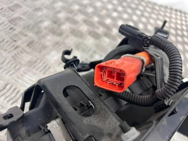 Kühlmittelheizer Toyota Mirai OEM 0137900060 - Gebraucht image 6