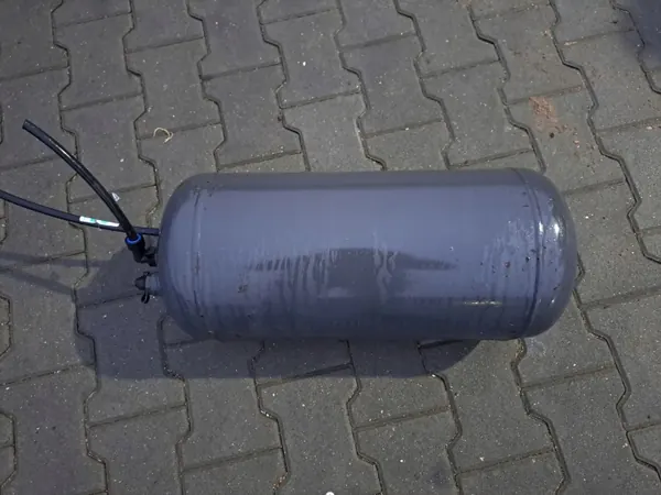 Lufttank 25L OEM 20904407 för Renault Midlum DXI image 2