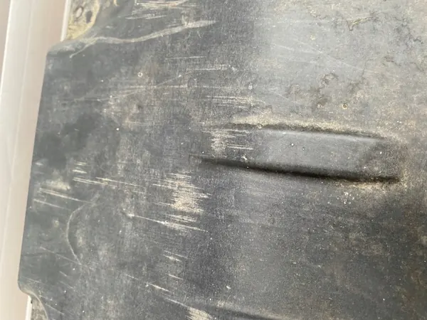 BMW G11 G12 G30 G31 Protection Moteur 7363730 OEM image 3